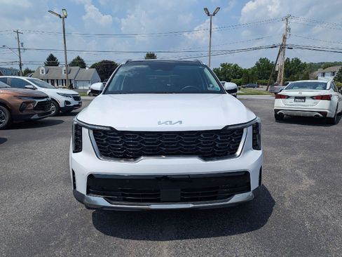 Used 2025 Kia Sorento S w/ Panoramic Sunroof Package AWD/4WD image 2