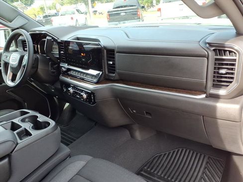Used 2024 GMC Sierra 1500 Elevation image 20