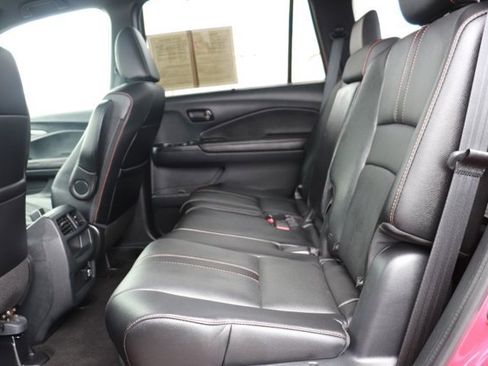 Used 2023 Honda Passport TrailSport image 14