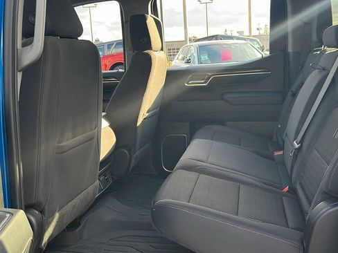 Used 2023 GMC Sierra 1500 Elevation image 30