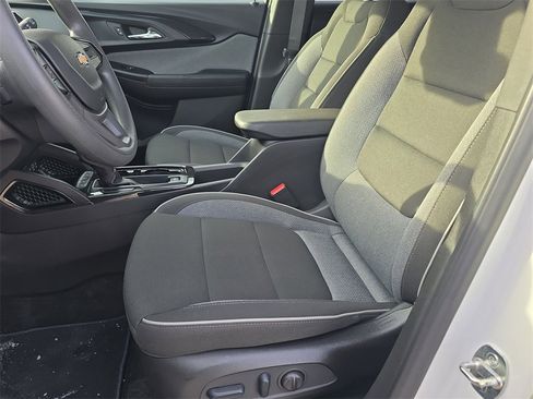 Used 2023 Chevrolet TrailBlazer LT w/ Convenience Package image 20
