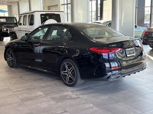 Used 2025 Mercedes-Benz C 300 Sedan image 6