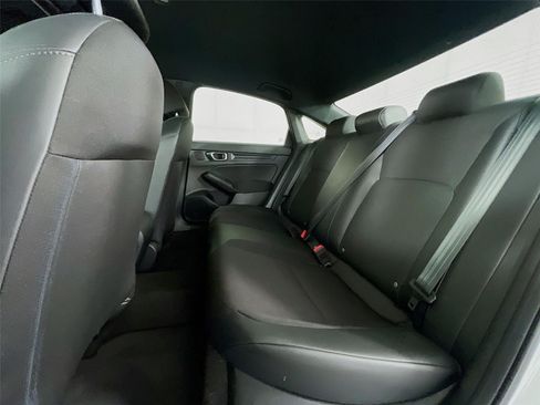 Used 2023 Honda Civic Sport image 28
