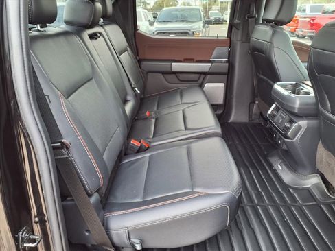 Used 2022 Ford F150 Lariat w/ Equipment Group 502A High image 15