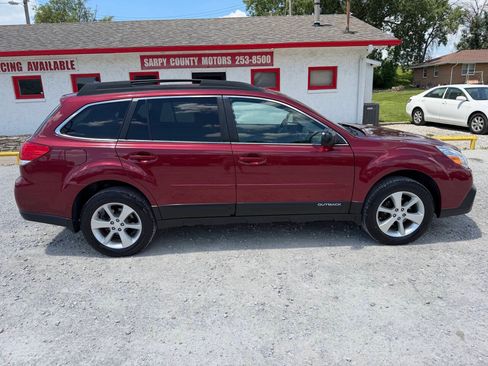 Used 2014 Subaru Outback 2.5i Limited AWD/4WD image 2