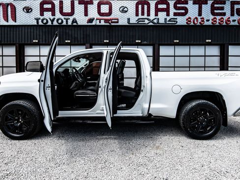 Used 2018 Toyota Tundra SR5 RWD image 24