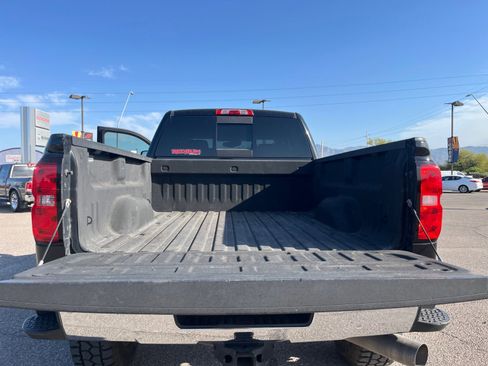 Used 2015 Chevrolet Silverado 2500 LTZ w/ Duramax Plus Package image 34