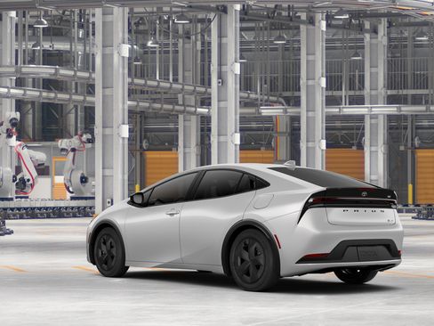 New 2027 Toyota Prius FWD image 6