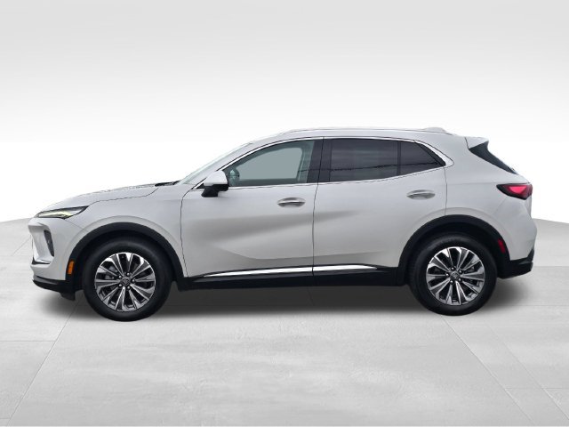 Used 2024 Buick Envision Preferred AWD/4WD image 2