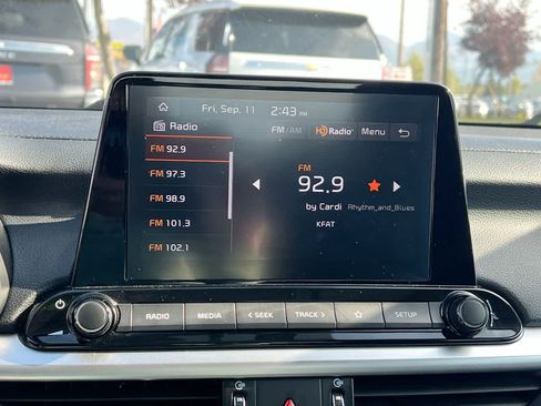 Used 2023 Kia Forte LXS FWD image 16