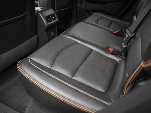 Used 2022 GMC Terrain AT4 w/ Infotainment Package II AWD/4WD image 19