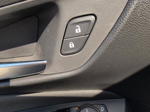 New 2026 Buick Envista Avenir FWD image 18