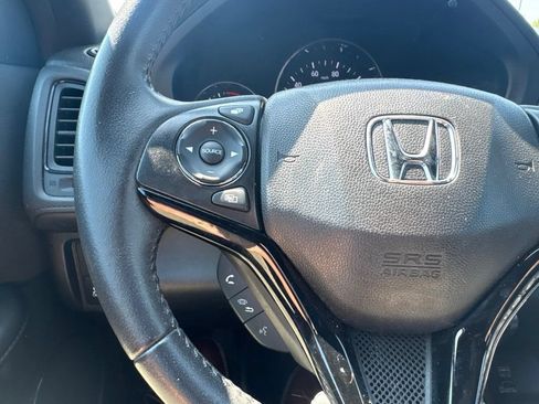 Used 2019 Honda HR-V Sport image 23