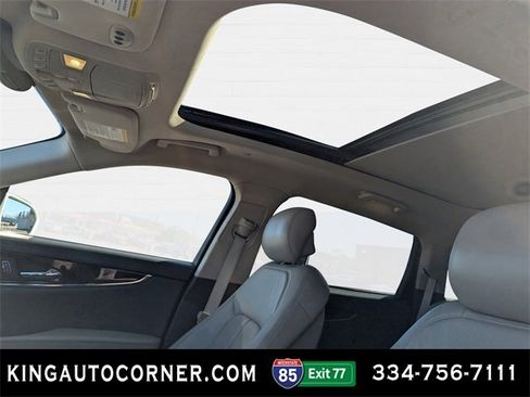 Used 2021 Lincoln Nautilus Reserve w/ Equipment Group 201A image 13