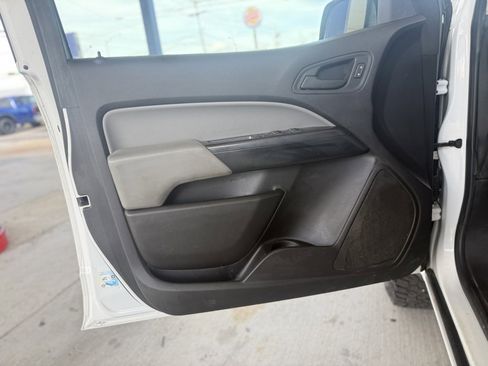 Used 2019 Chevrolet Colorado W/T w/ WT Convenience Package image 14