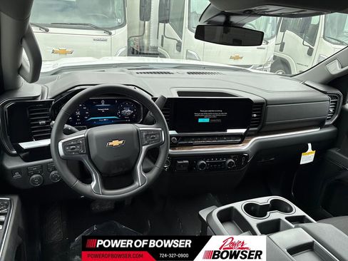 New 2026 Chevrolet Silverado 1500 LT AWD/4WD image 6