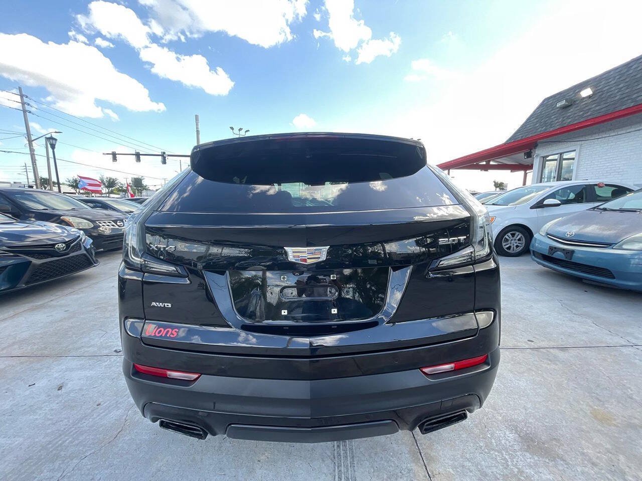 Used 2019 Cadillac XT4 Sport AWD/4WD image 5