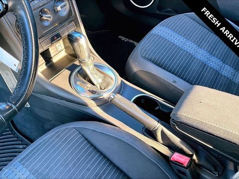 Used 2013 Volkswagen Beetle 2.0T image 16