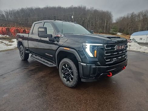 New 2026 GMC Sierra 2500 AT4 w/ Technology Package AWD/4WD image 7