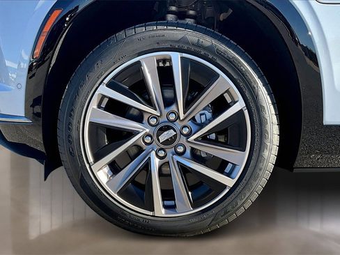 New 2026 Cadillac Vistiq Sport image 10