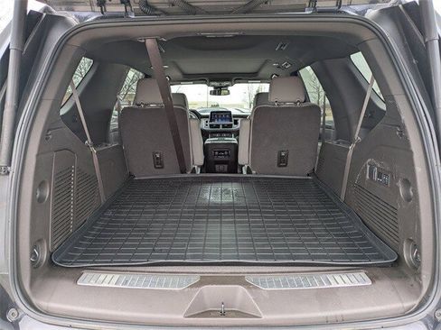 Used 2023 Chevrolet Tahoe Z71 w/ Z71 Off-Road Package image 16