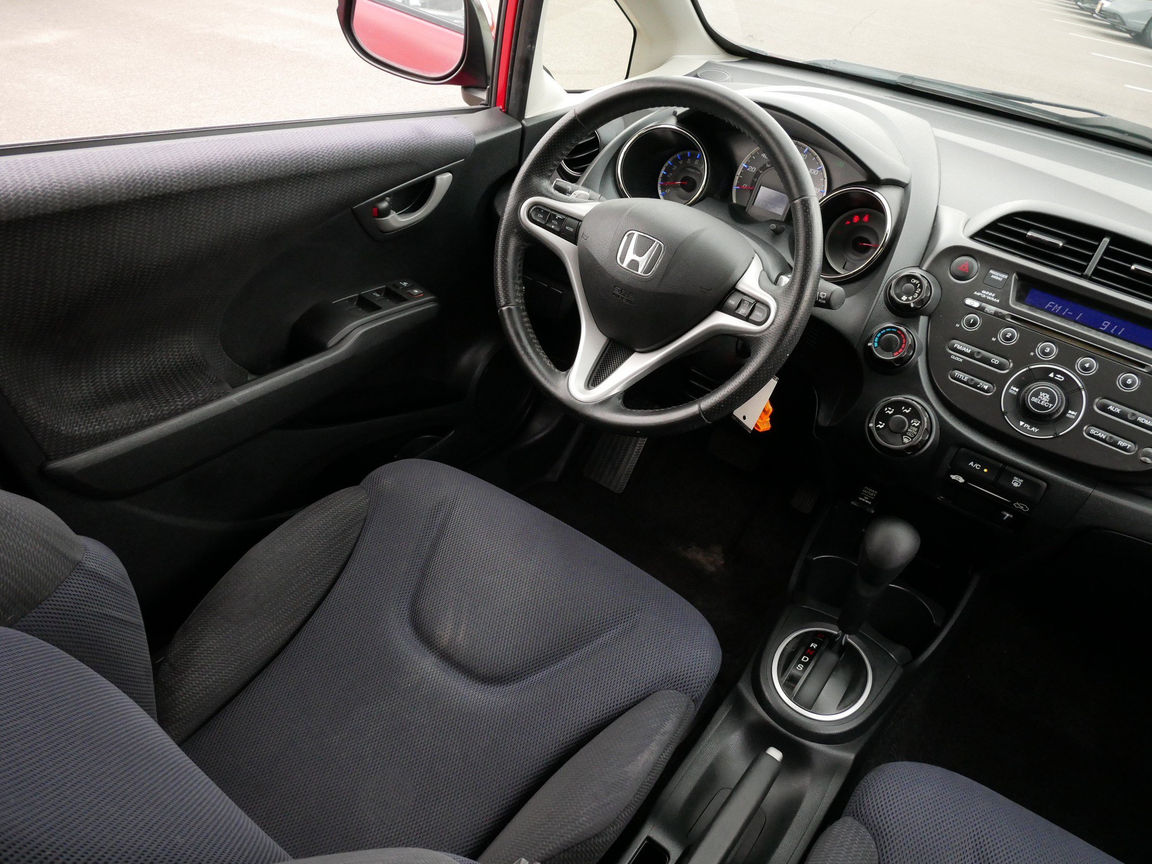 Used 2013 Honda Fit Sport image 9