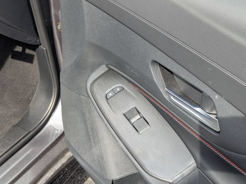 Used 2026 Nissan Sentra SR w/ Floor Mat Package FWD image 36