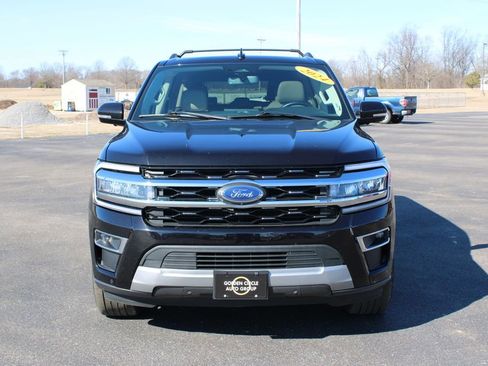 Used 2024 Ford Expedition Max Limited image 3