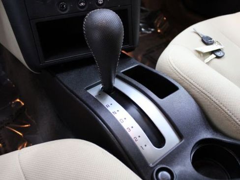 Used 2006 Pontiac Grand Prix w/ Preferred Package image 14