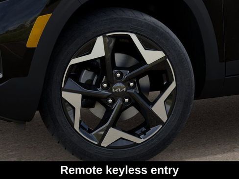 Used 2026 Kia Seltos S FWD image 11