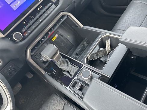 Used 2023 Toyota Tundra Limited image 33