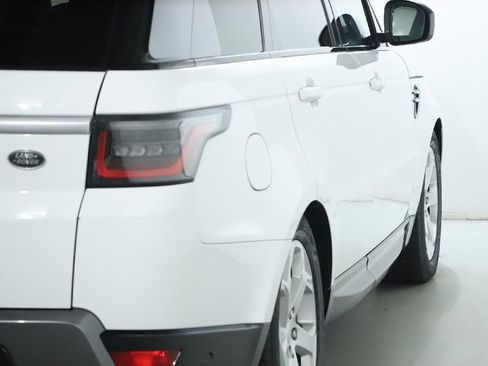 Used 2019 Land Rover Range Rover Sport HSE image 8