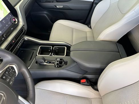 Used 2025 Lexus TX 350 FWD w/ Convenience Package image 20