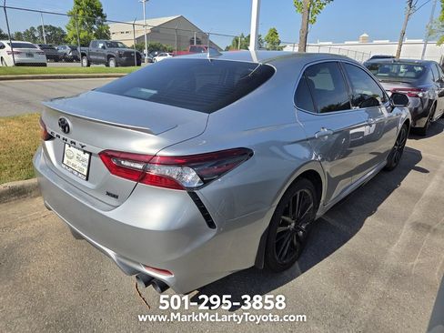 Used 2024 Toyota Camry XSE FWD image 3