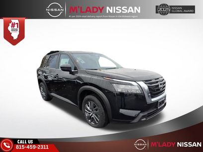 New 2025 Nissan Pathfinder SV