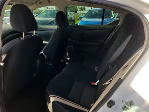 Certified 2024 Nissan Sentra SV FWD image 10