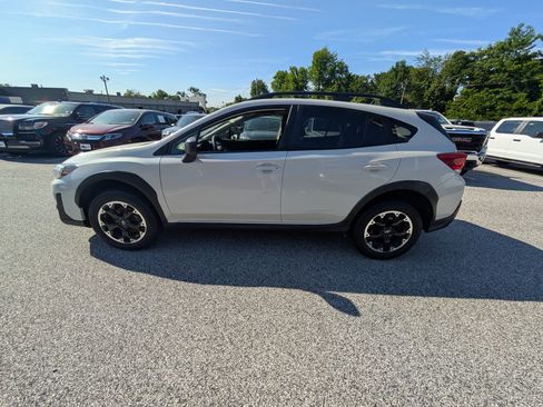Used 2021 Subaru Crosstrek 2.0i AWD/4WD image 3