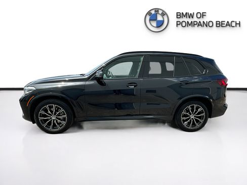 Used 2023 BMW X5 xDrive40i w/ M Sport Package AWD/4WD image 4