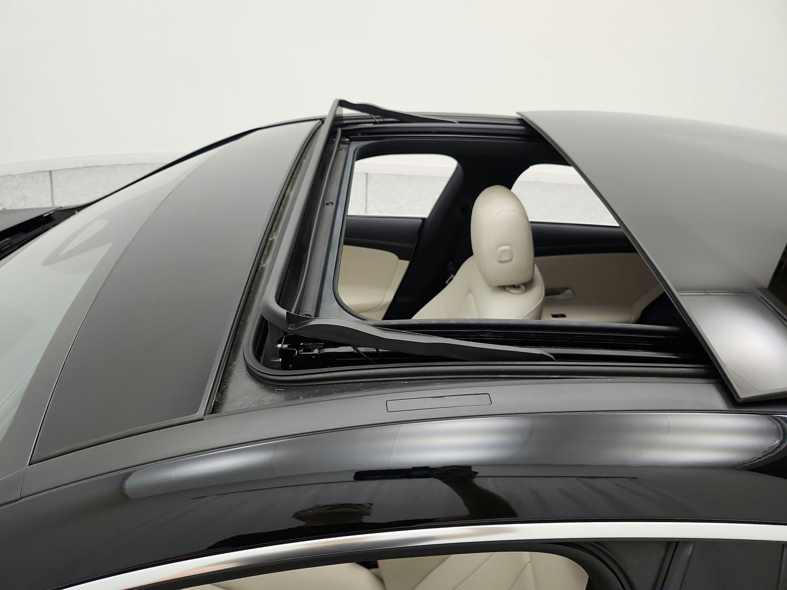 Certified 2024 Mercedes-Benz CLA 250 4MATIC image 16