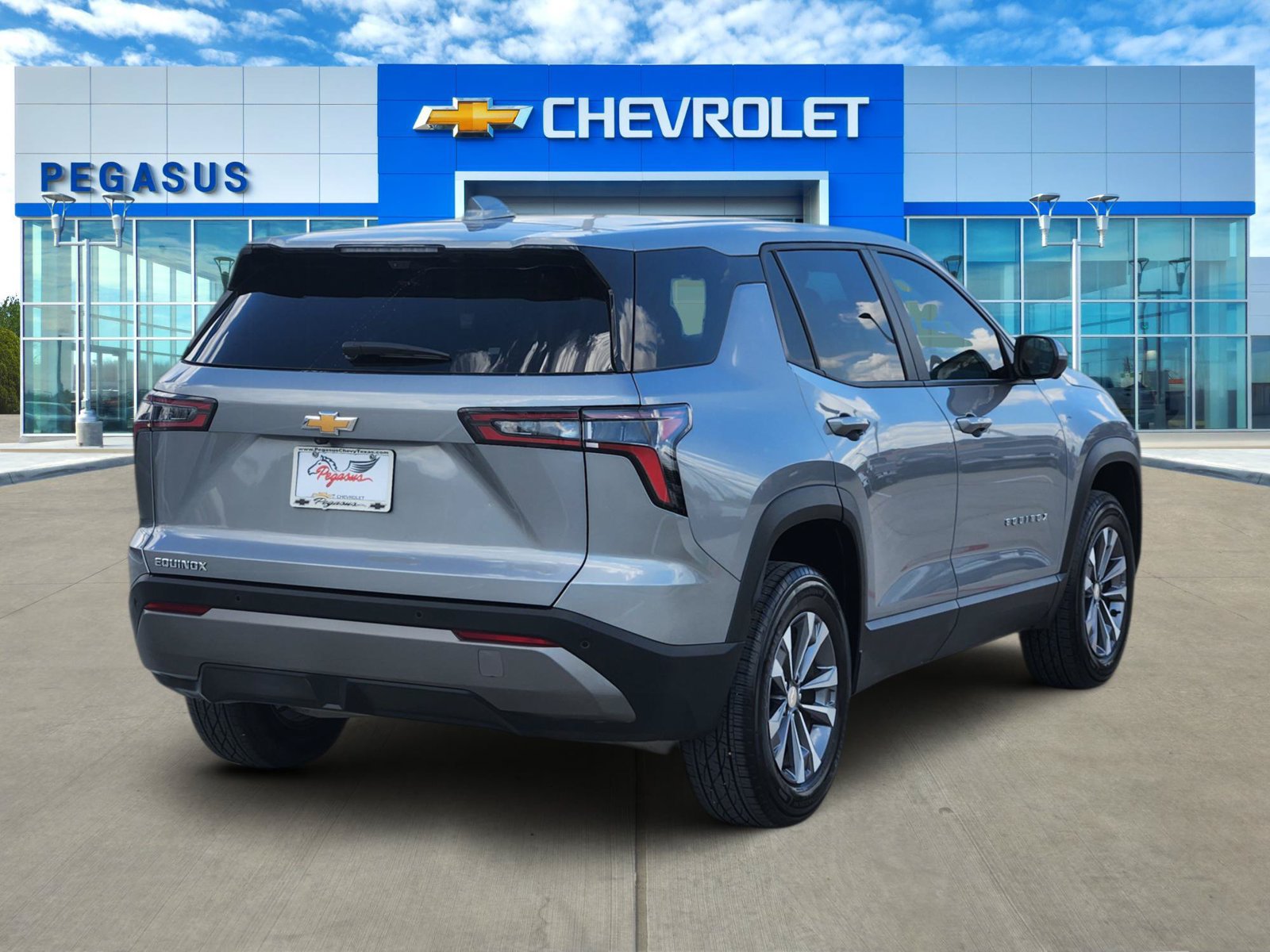 Certified 2025 Chevrolet Equinox LT w/ Safety and Technology Package FWD image 5