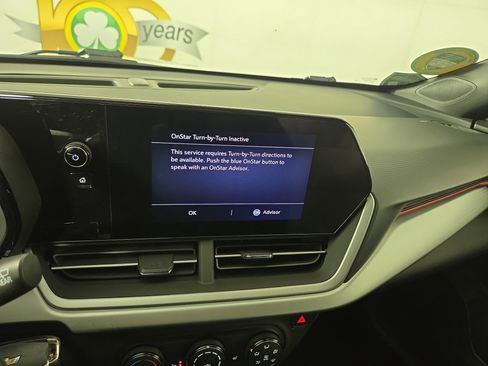 Certified 2024 Chevrolet Trax RS w/ Driver Confidence Package image 20