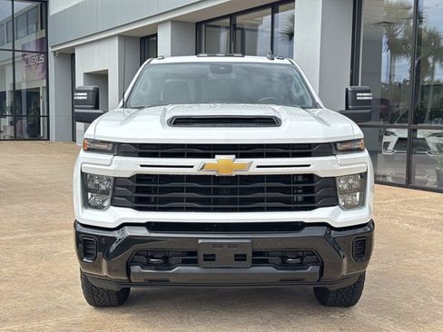 Used 2025 Chevrolet Silverado 2500 Custom w/ Custom Value Package AWD/4WD image 39