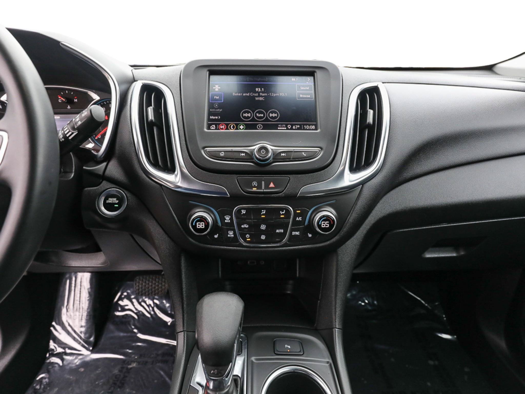 Used 2024 Chevrolet Equinox LT AWD/4WD image 16