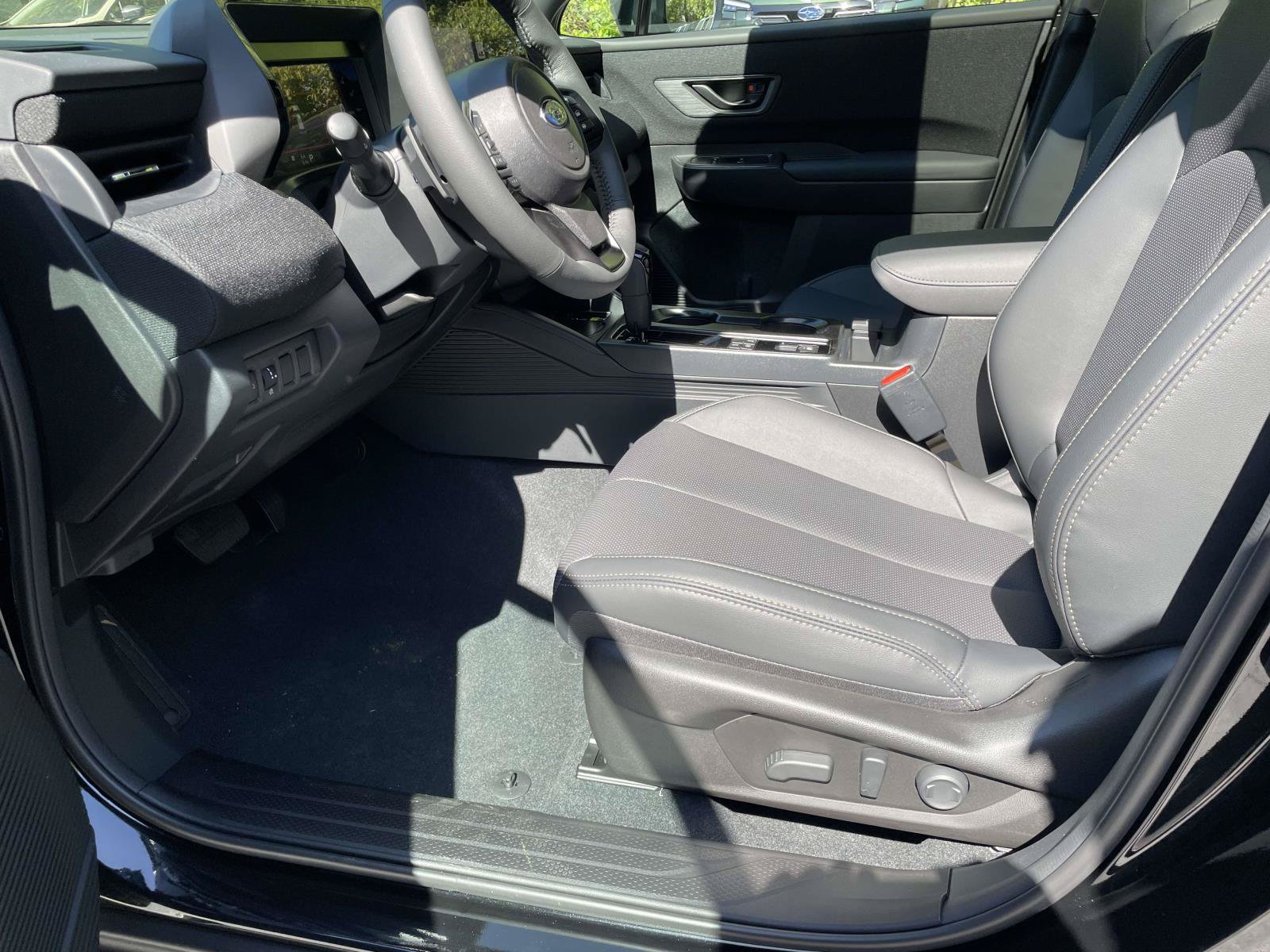 New 2026 Subaru Outback Limited w/ Premium/Limited Package 2 AWD/4WD image 21