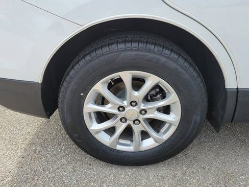Used 2021 Chevrolet Equinox LS w/ LS Convenience Package FWD image 10