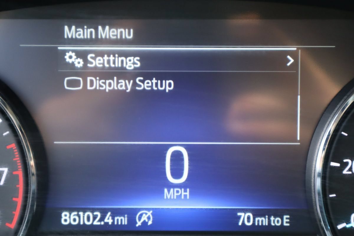 Used 2021 Ford Explorer XLT w/ Equipment Group 202A AWD/4WD image 48