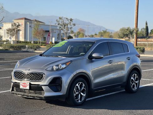 Used 2022 Kia Sportage LX image 24