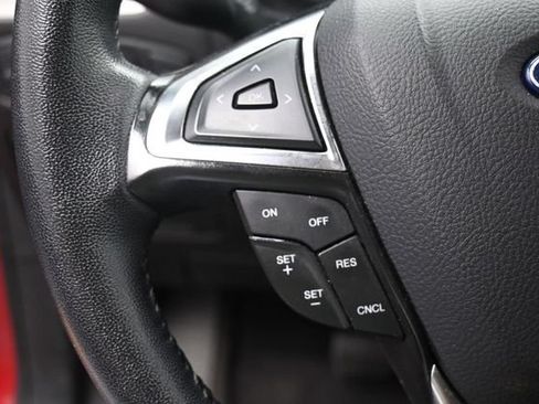 Used 2024 Ford Edge SEL AWD/4WD image 18