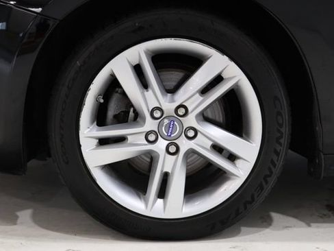 Used 2015 Volvo S60 T5 Platinum w/ Climate Package FWD image 9