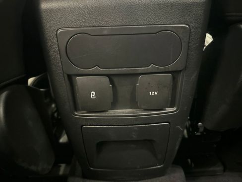 Used 2023 Ford Explorer XLT w/ Equipment Group 202A AWD/4WD image 14